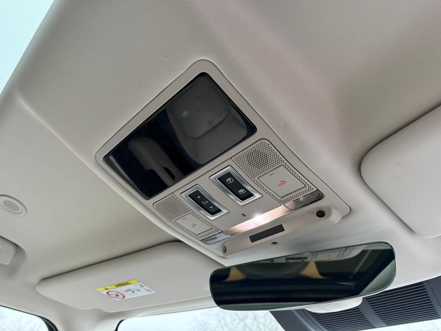 Used Land Rover Defender 2022 for sale - 77040602: Photo 48