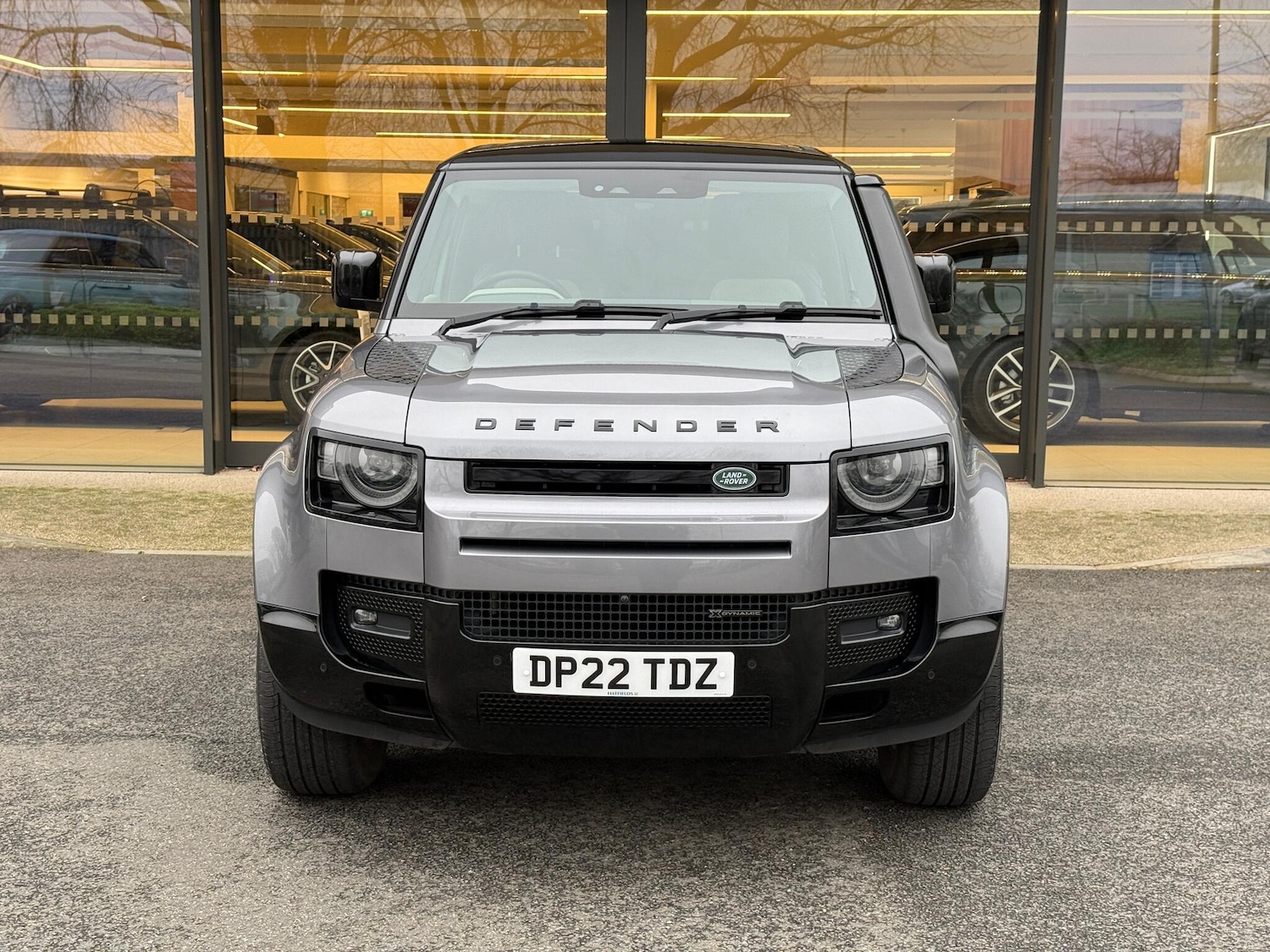 Used Land Rover Defender 2022 for sale - 77040602: Photo 6