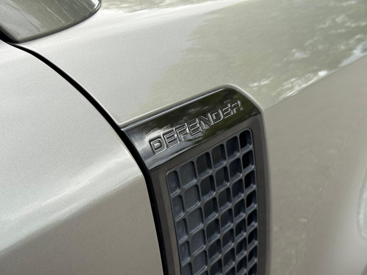 Used Land Rover Defender 2024 for sale - 76201380: Photo 54
