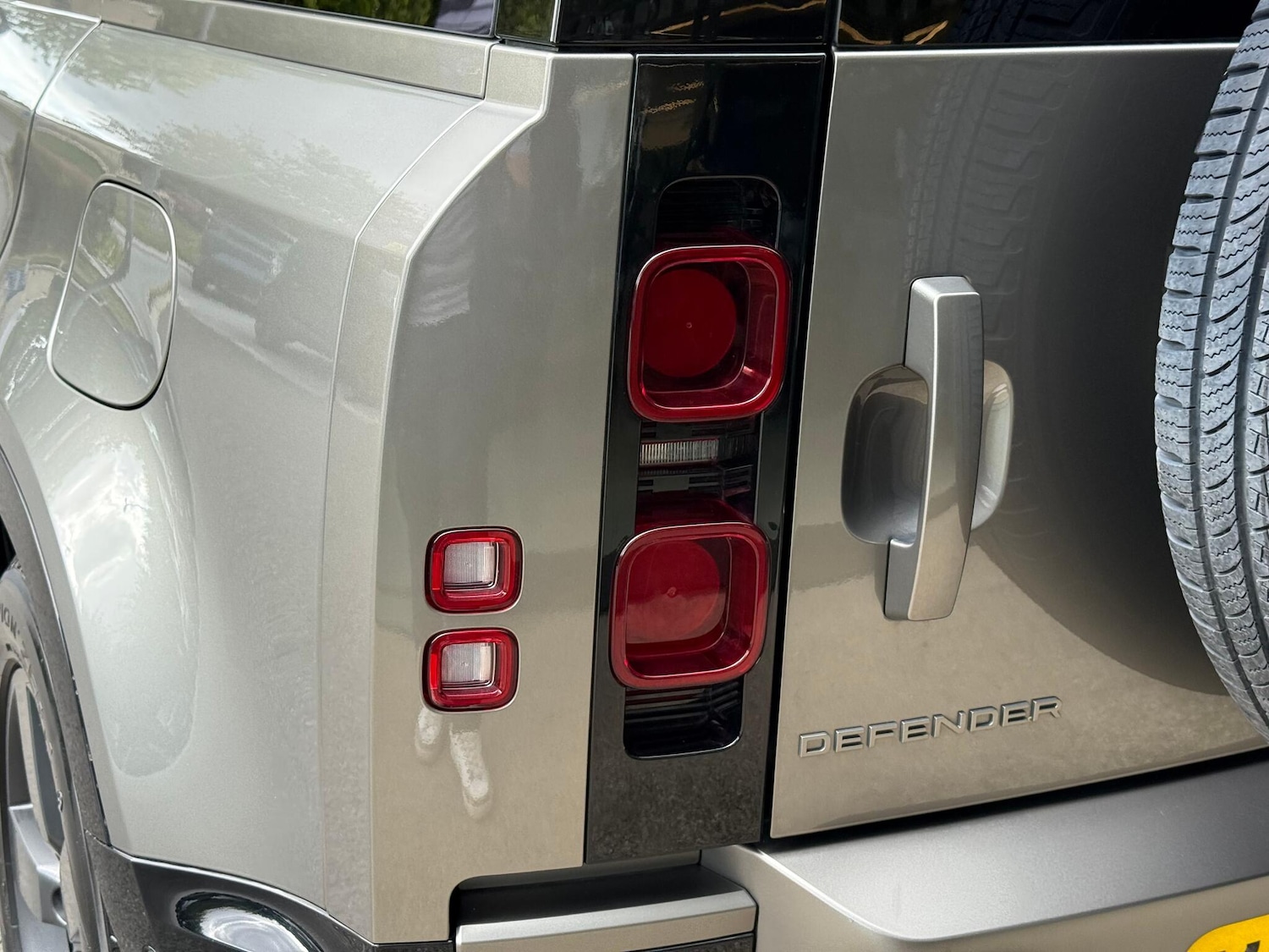 Used Land Rover Defender 2024 for sale - 76201380: Photo 55