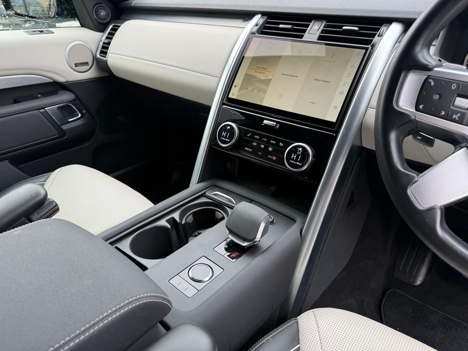 Used Land Rover Discovery 2023 for sale - 76457475: Photo 19