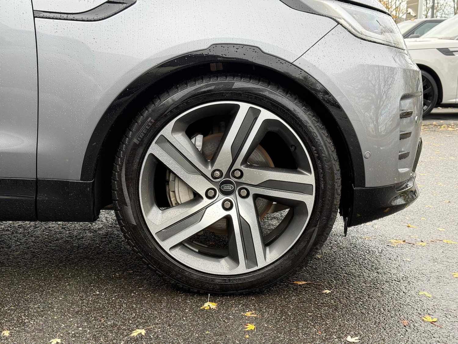 Used Land Rover Discovery 2023 for sale - 76457475: Photo 22