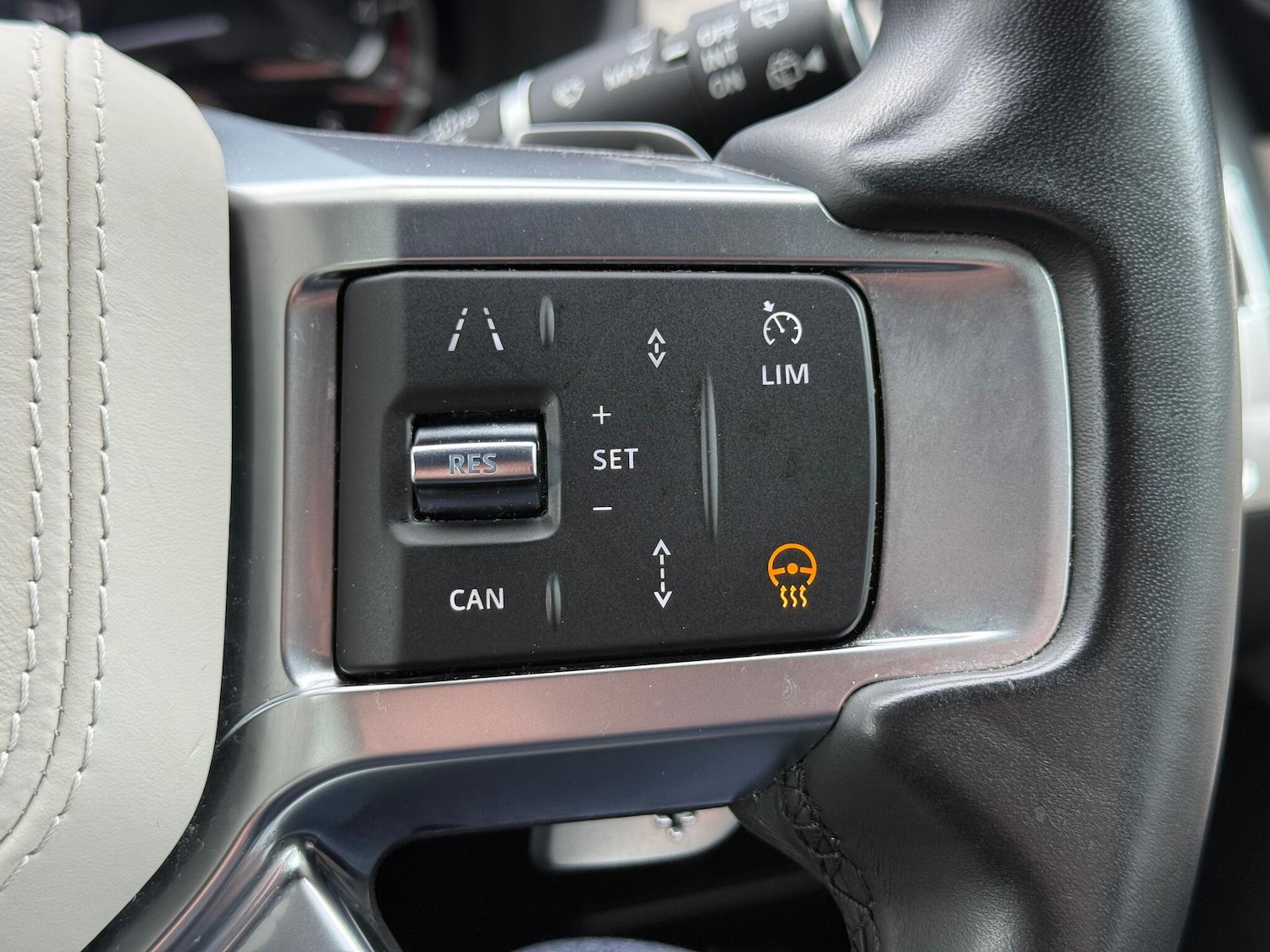 Used Land Rover Discovery 2023 for sale - 76457475: Photo 27