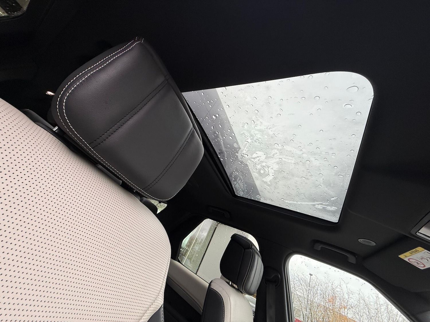 Used Land Rover Discovery 2023 for sale - 76457475: Photo 38