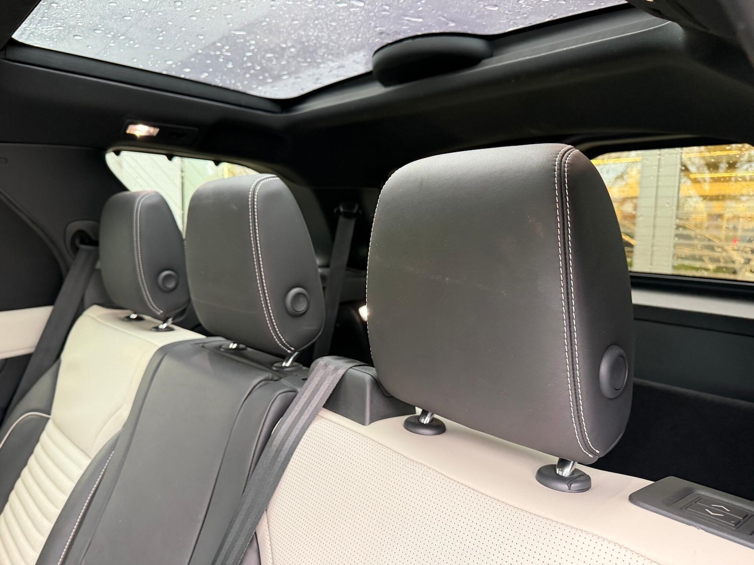 Used Land Rover Discovery 2023 for sale - 76457475: Photo 51