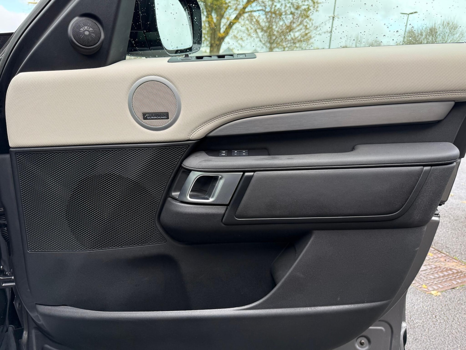 Used Land Rover Discovery 2023 for sale - 76457475: Photo 52