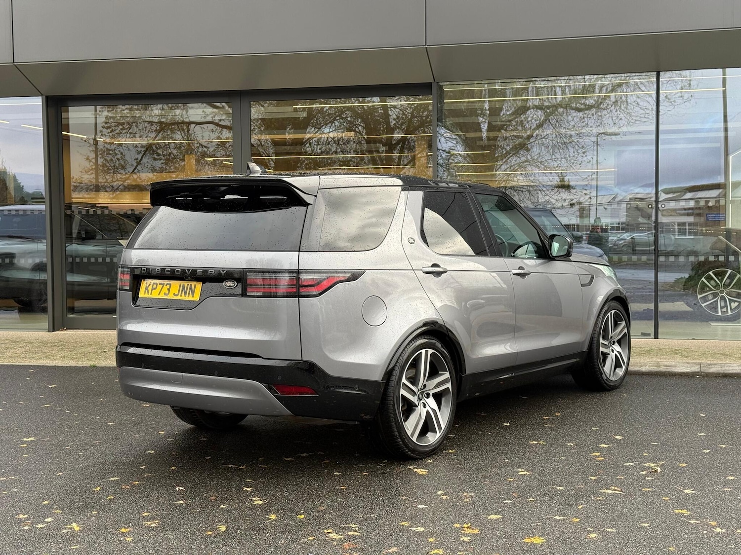 Used Land Rover Discovery 2023 for sale - 76457475: Photo 7