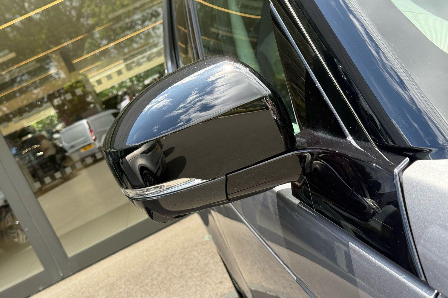 Used Land Rover Discovery 2025 for sale - 76238588: Photo 62