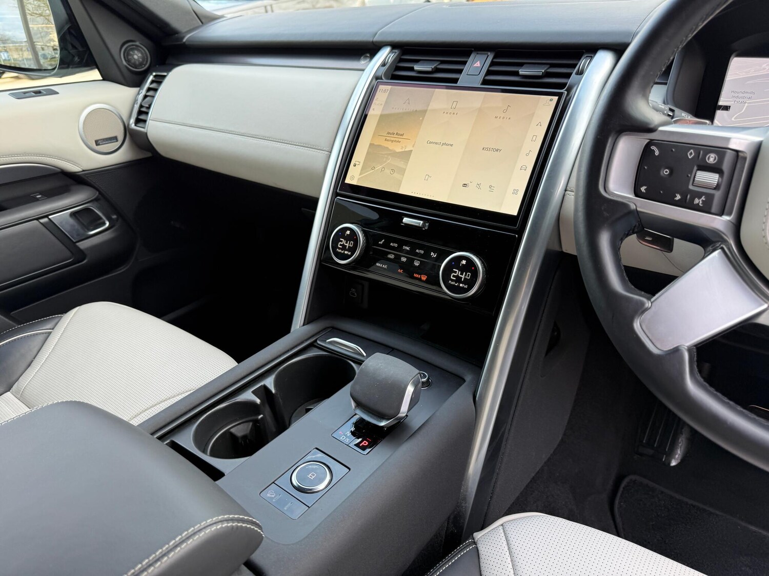 Used Land Rover Discovery 2023 for sale - 77496433: Photo 19