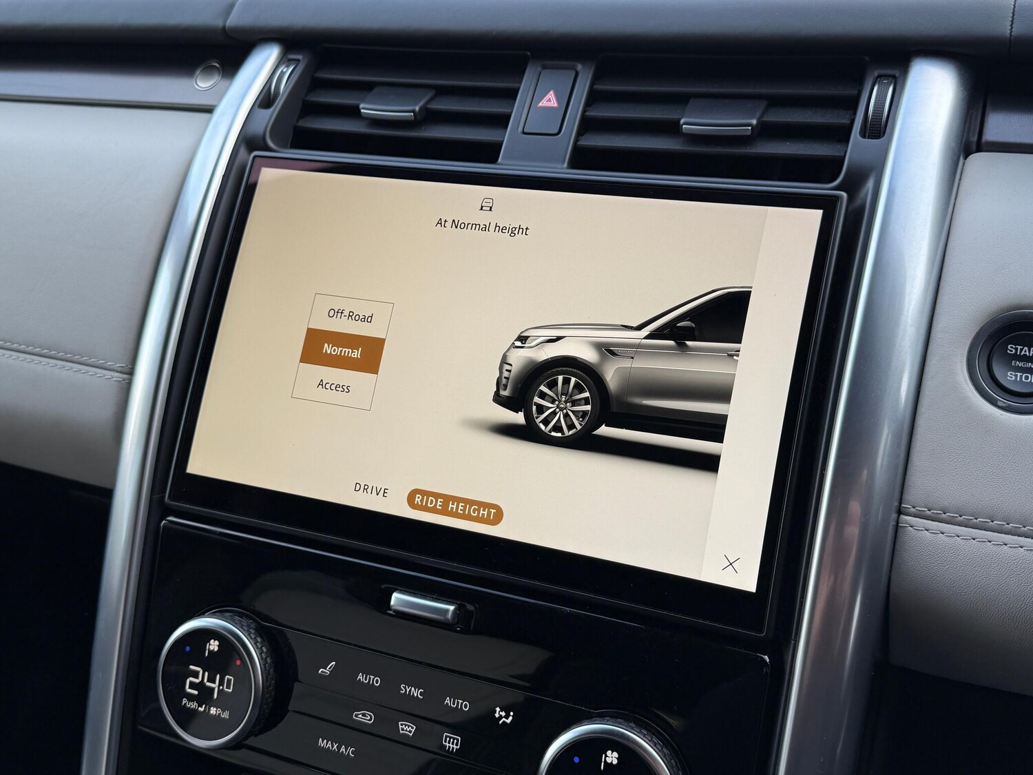 Used Land Rover Discovery 2023 for sale - 77496433: Photo 22