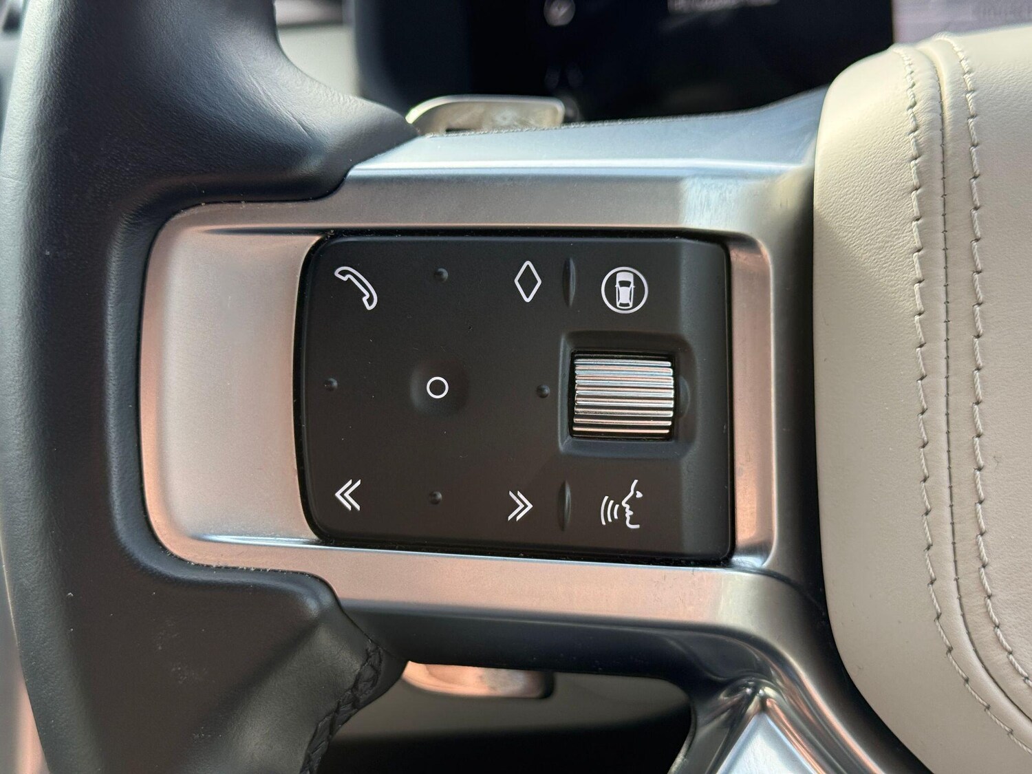 Used Land Rover Discovery 2023 for sale - 77496433: Photo 27