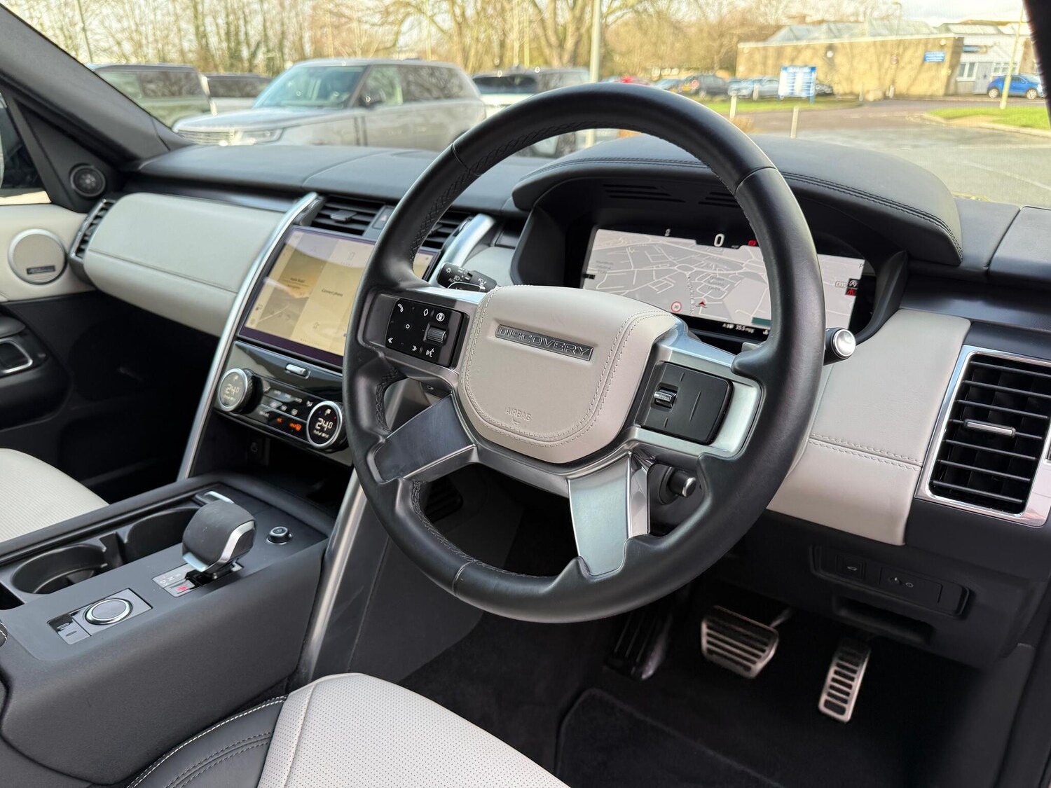 Used Land Rover Discovery 2023 for sale - 77496433: Photo 32