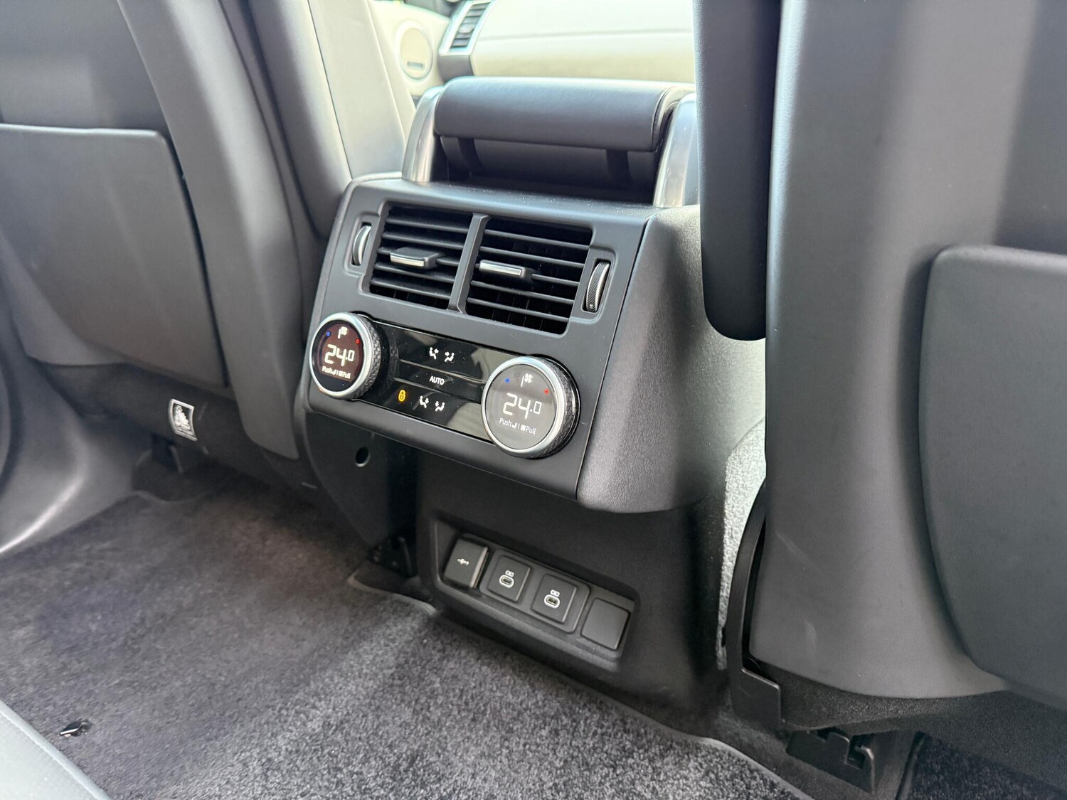 Used Land Rover Discovery 2023 for sale - 77496433: Photo 39