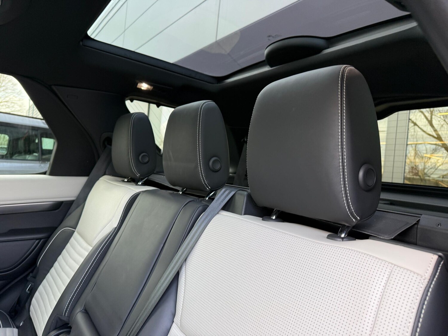 Used Land Rover Discovery 2023 for sale - 77496433: Photo 53