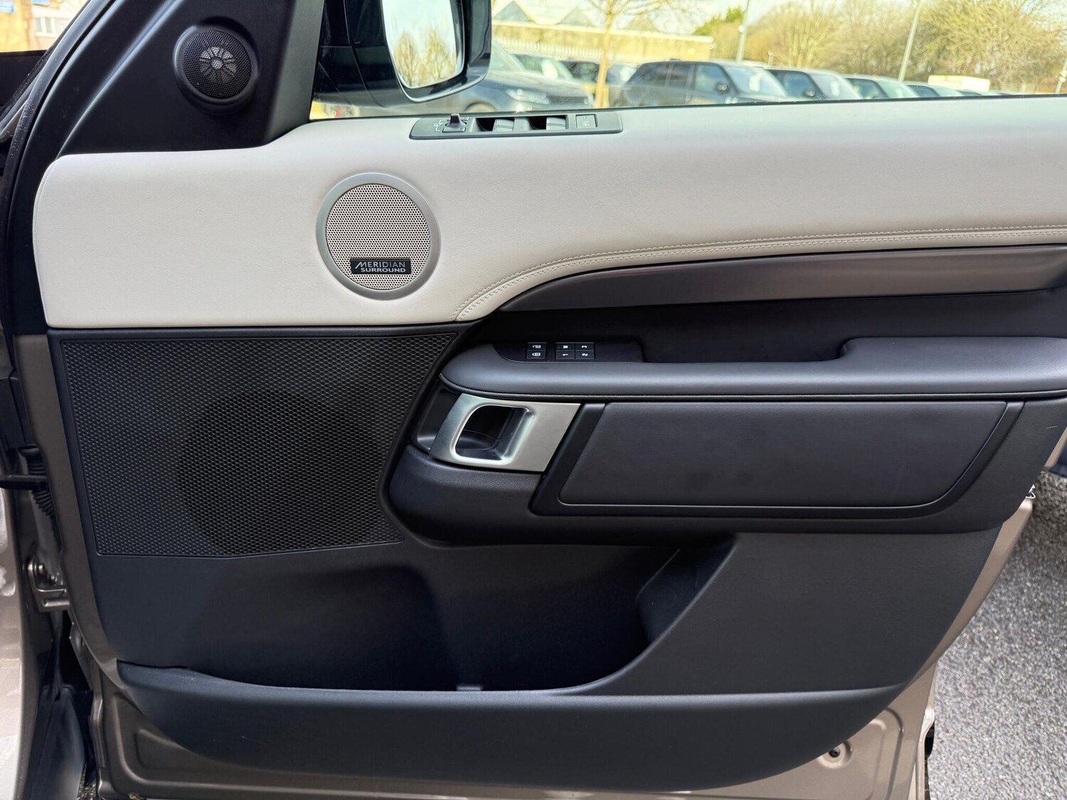 Used Land Rover Discovery 2023 for sale - 77496433: Photo 54