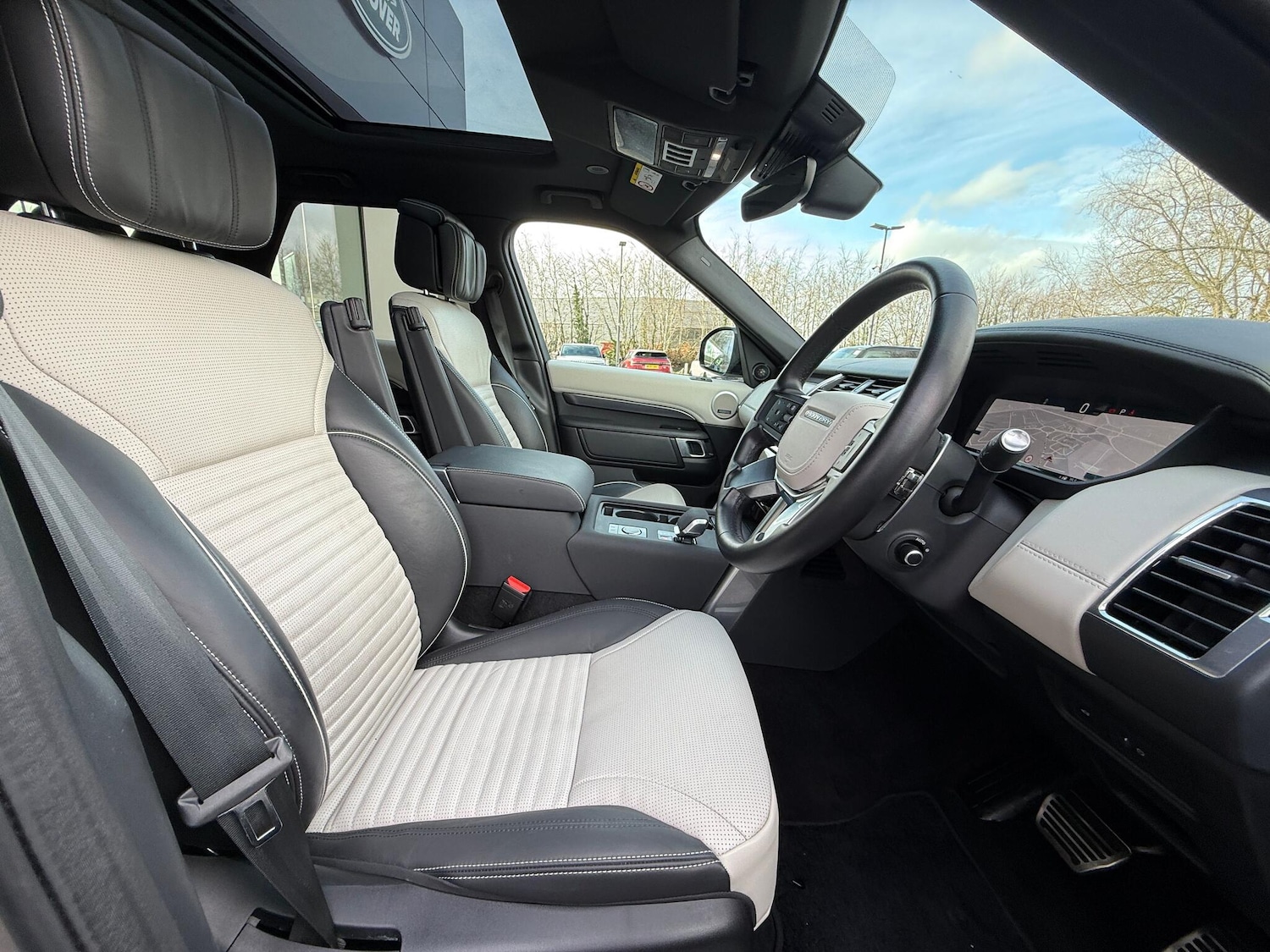 Used Land Rover Discovery 2023 for sale - 77496433: Photo 9