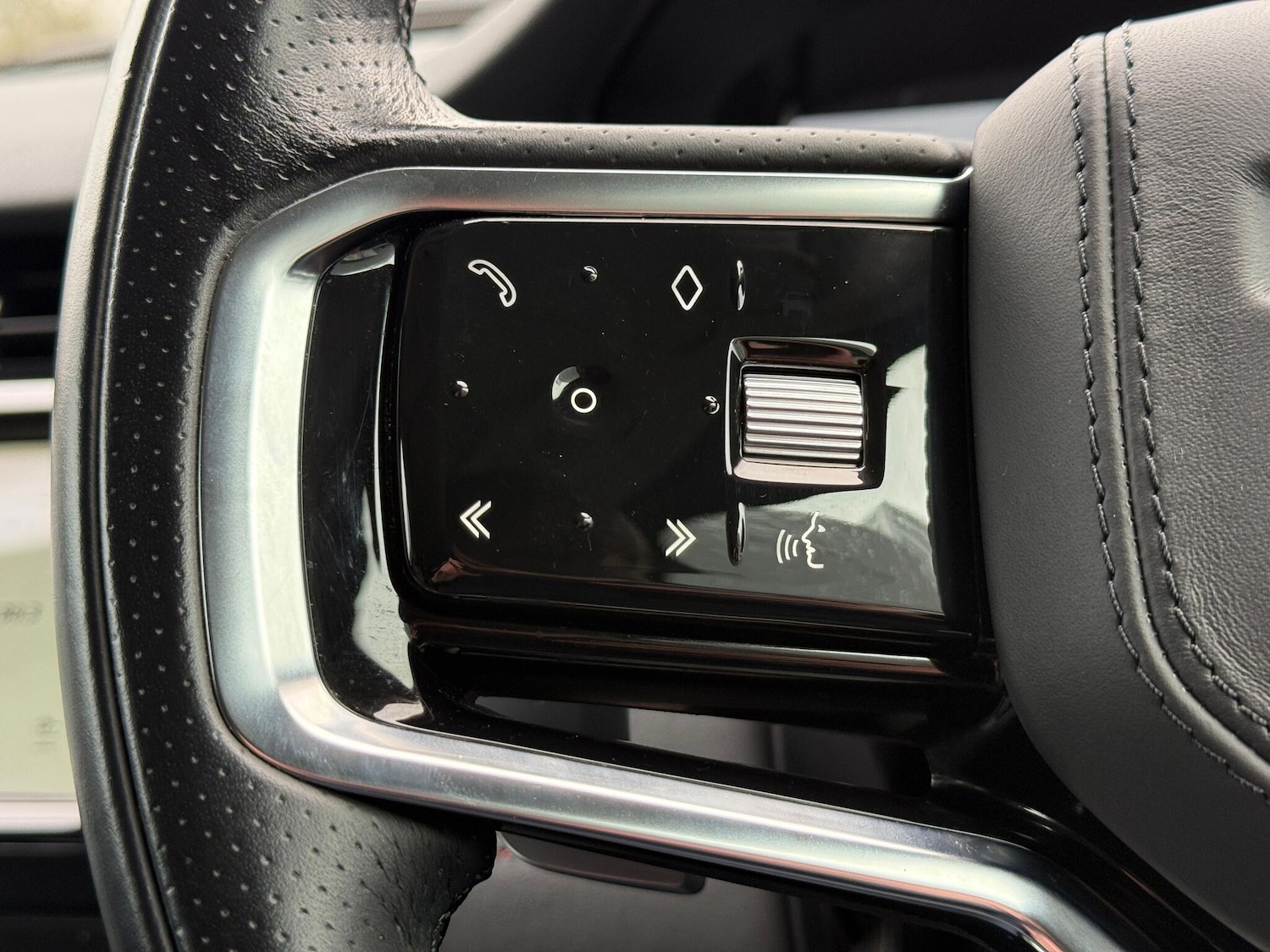 Used Land Rover Discovery Sport 2020 for sale - 77155682: Photo 24