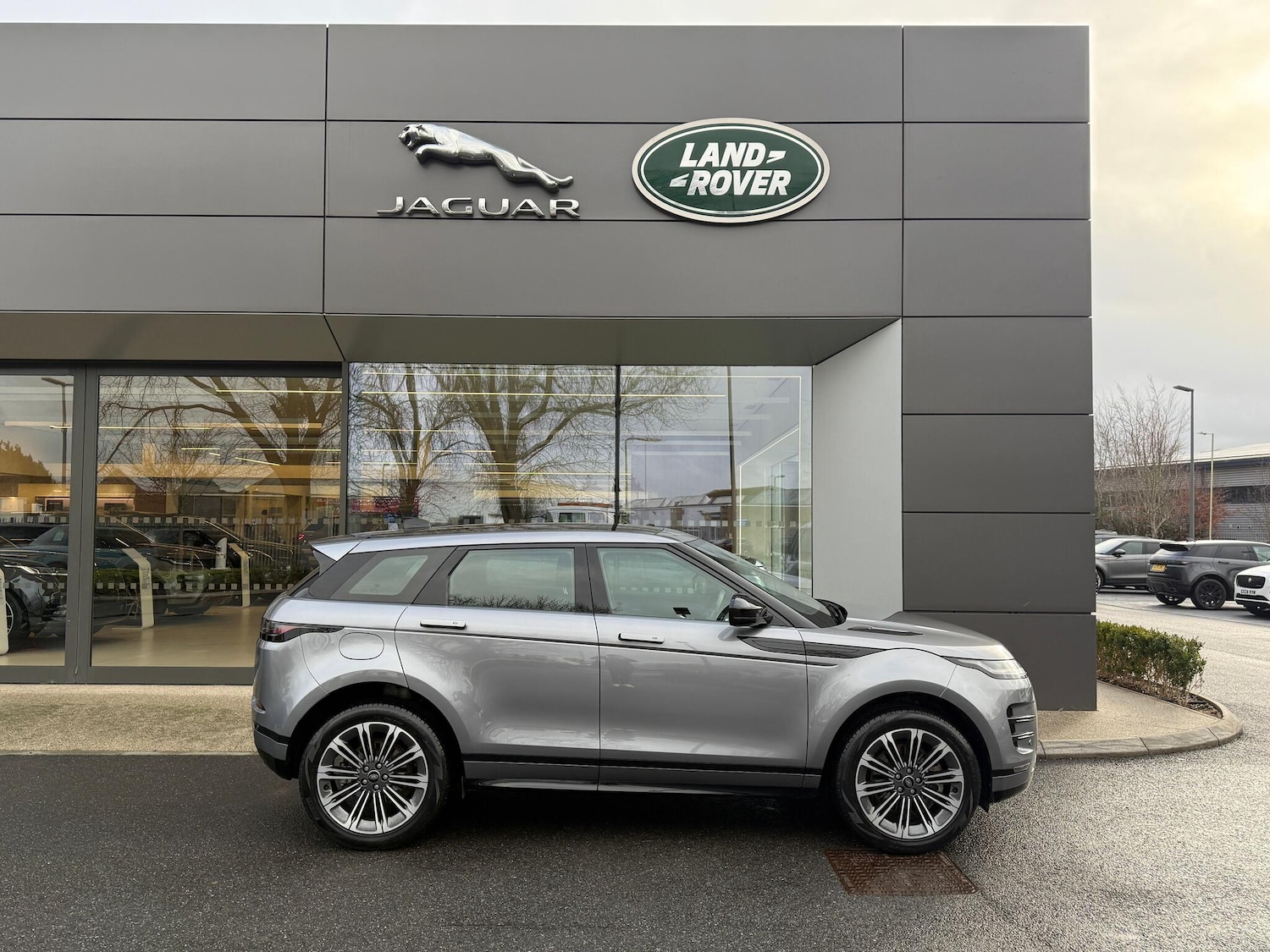 Used Land Rover Range Rover Evoque for sale - 77175354: Photo 2