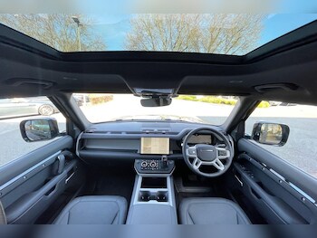 Used Land Rover Defender 110 2025 for sale - 75588652: Photo