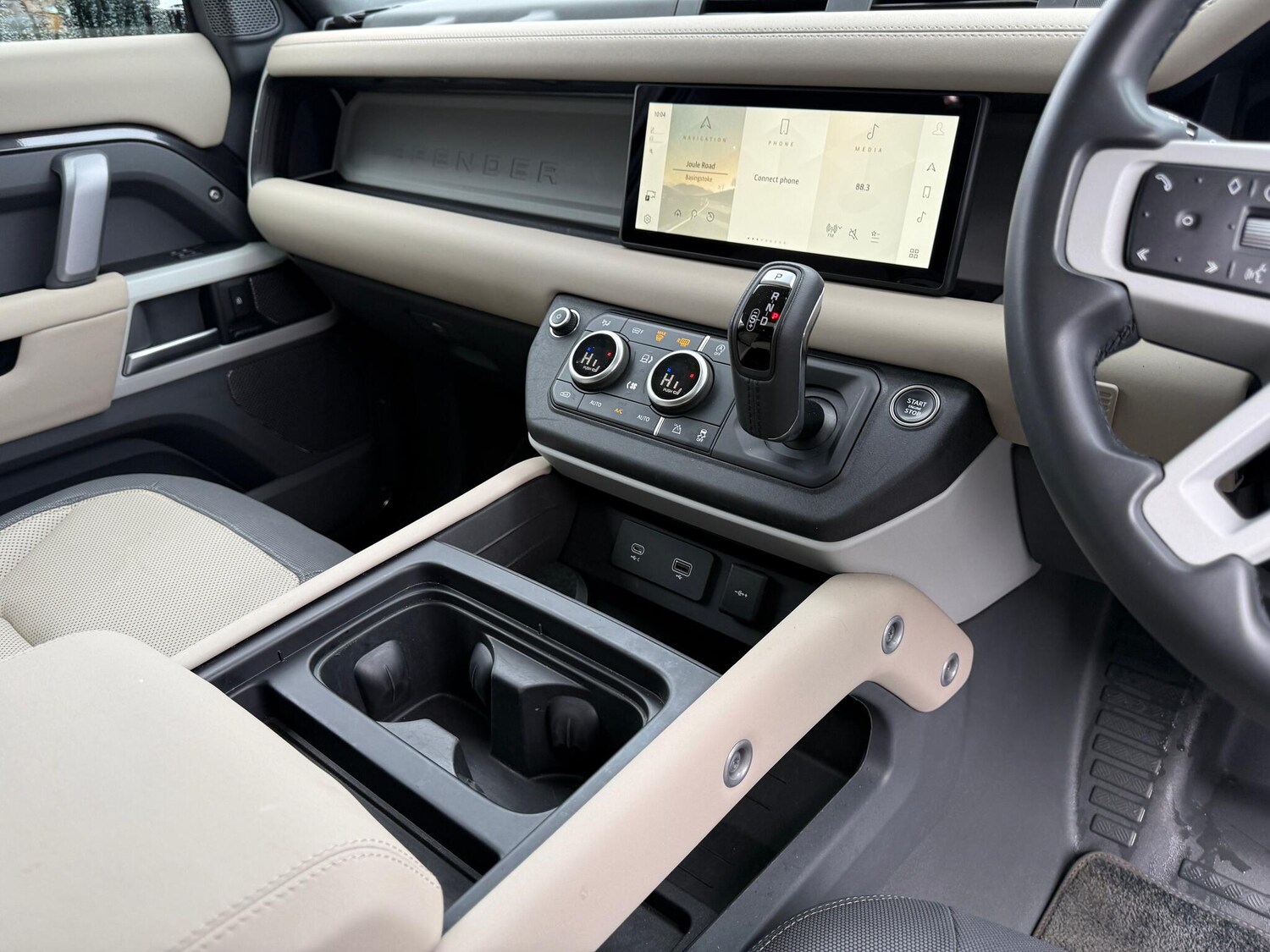 Used Land Rover Defender 2023 for sale - 77497390: Photo 19