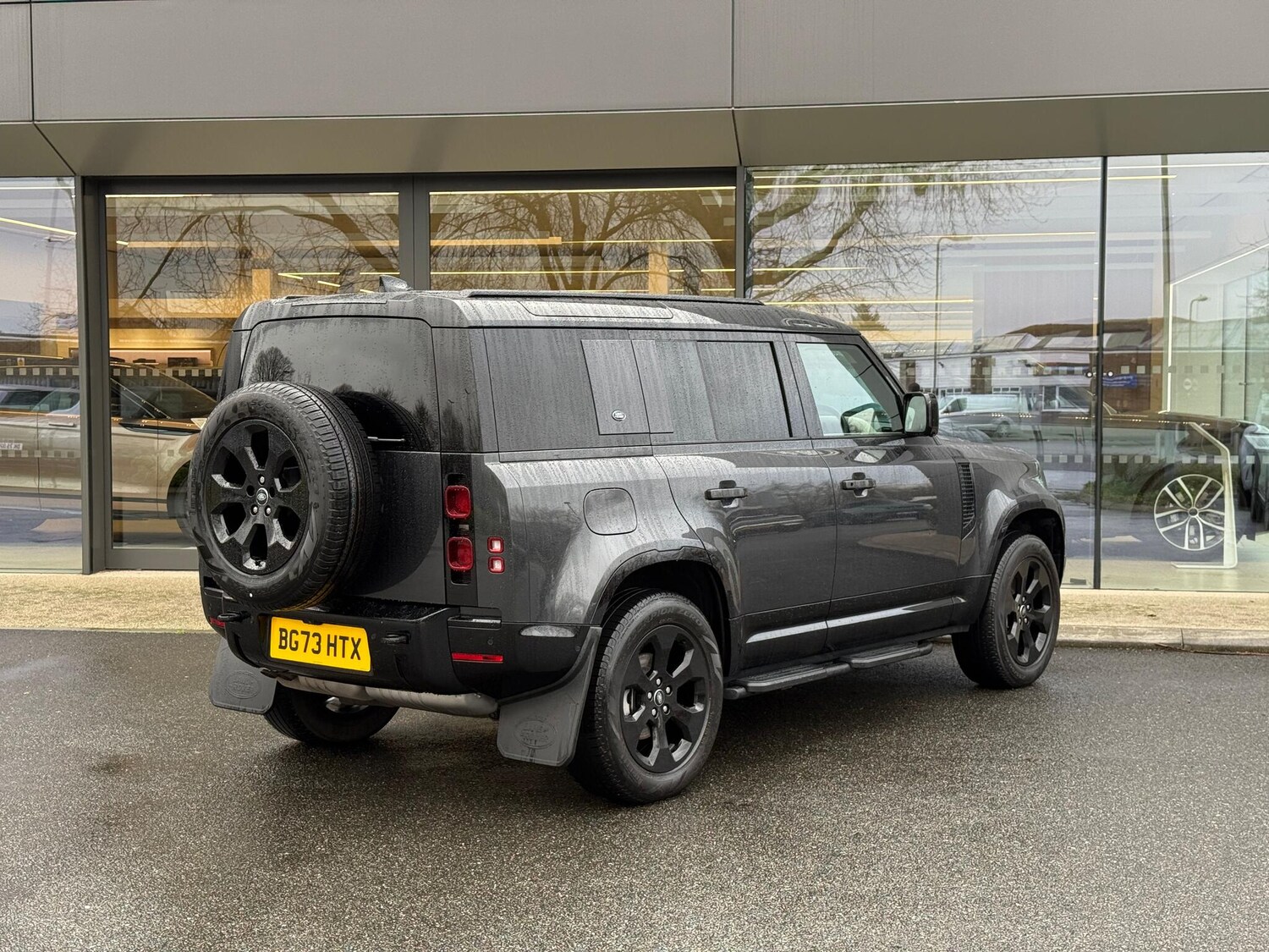 Used Land Rover Defender 2023 for sale - 77497390: Photo 29