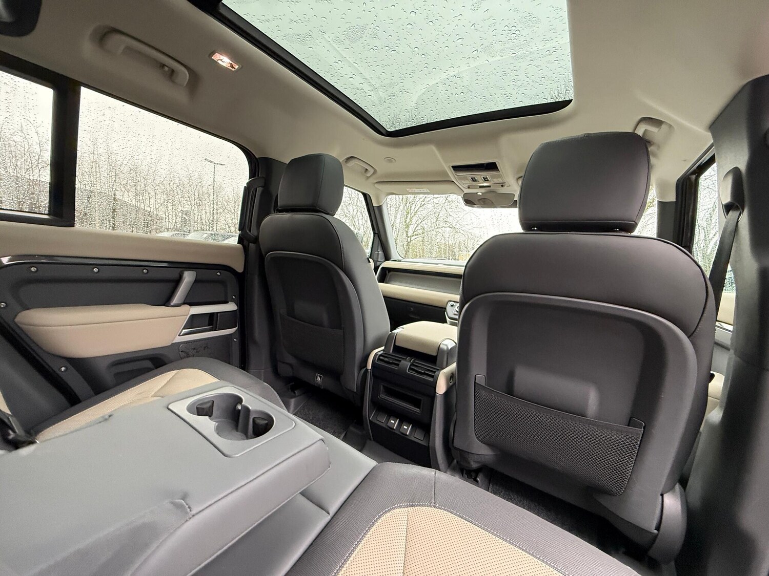 Used Land Rover Defender 2023 for sale - 77497390: Photo 39