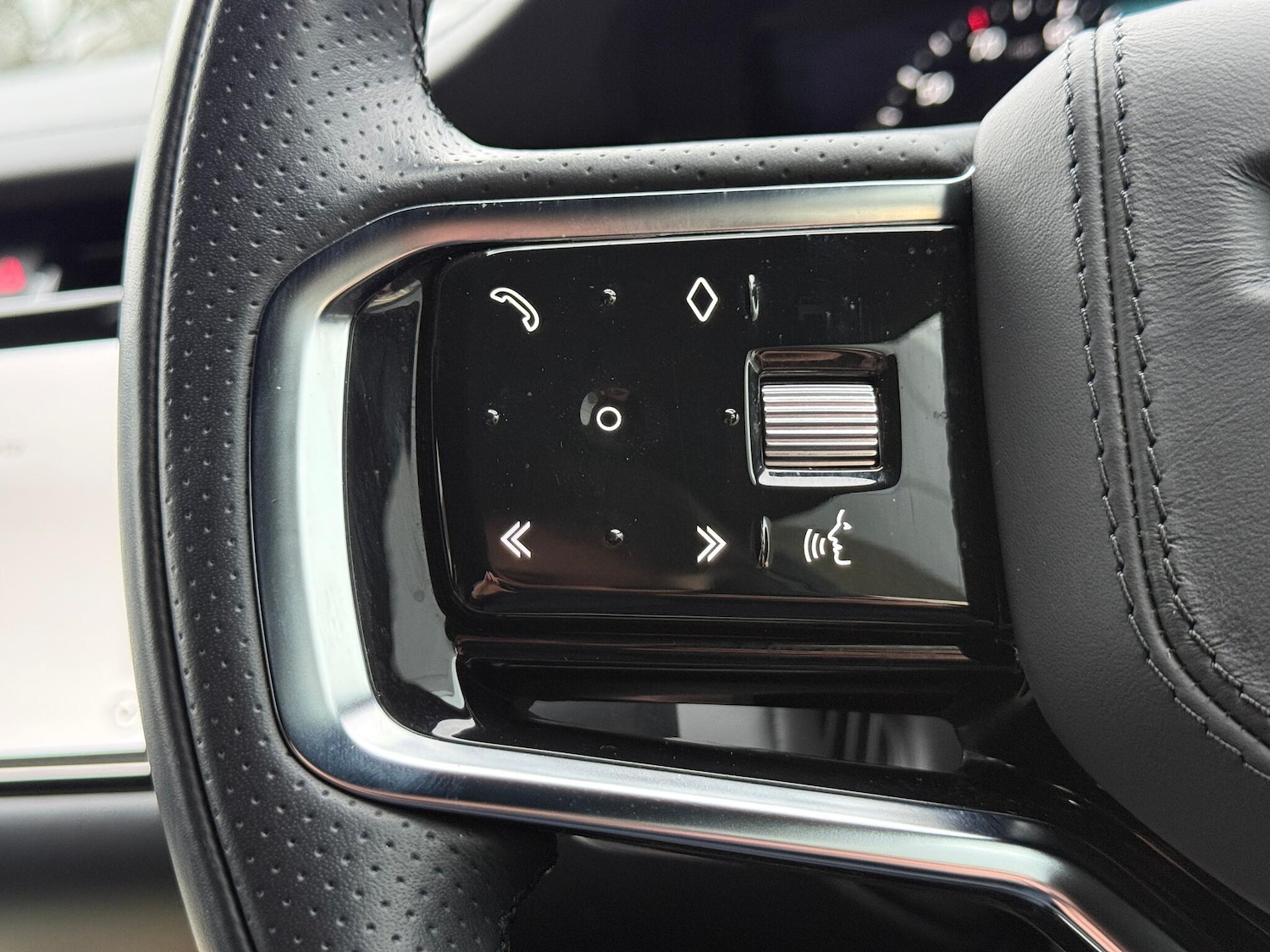 Used Land Rover Range Rover Evoque 2021 for sale - 77156199: Photo 24