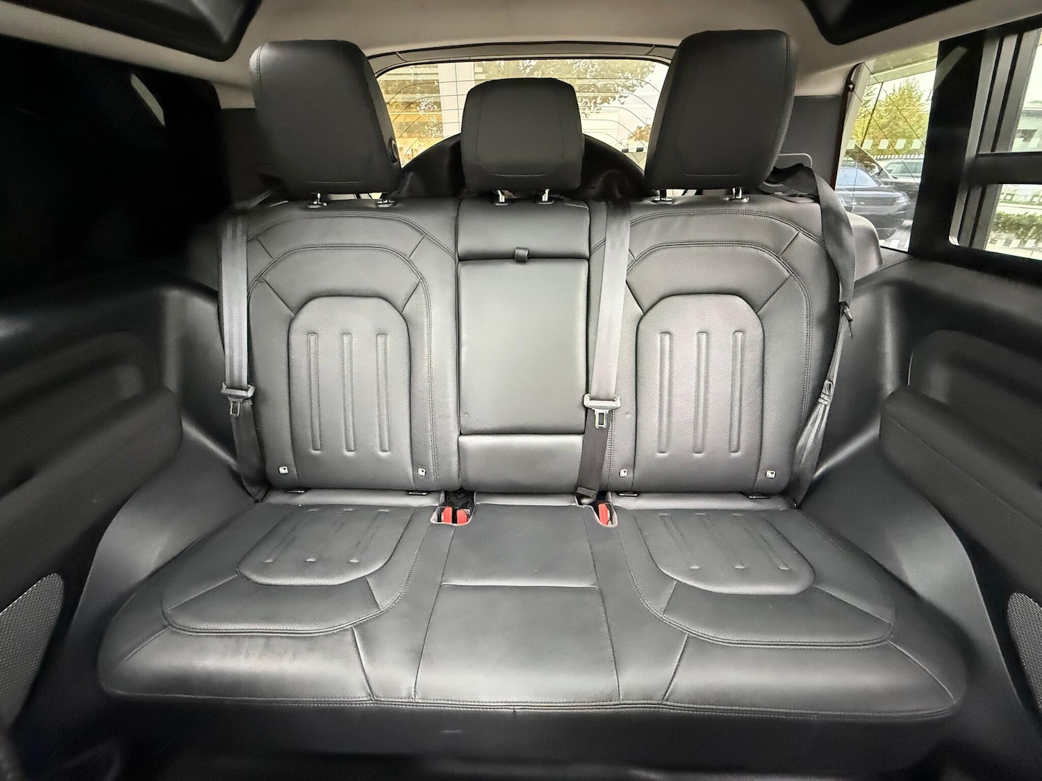 Used Land Rover Defender 90 2021 for sale - 76136026: Photo 11