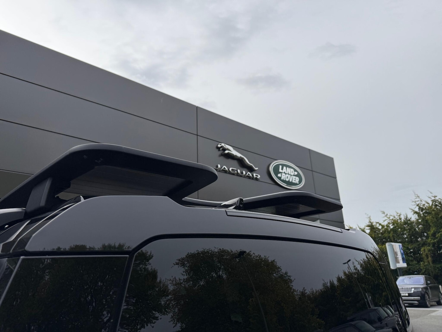 Used Land Rover Defender 90 2021 for sale - 76136026: Photo 32