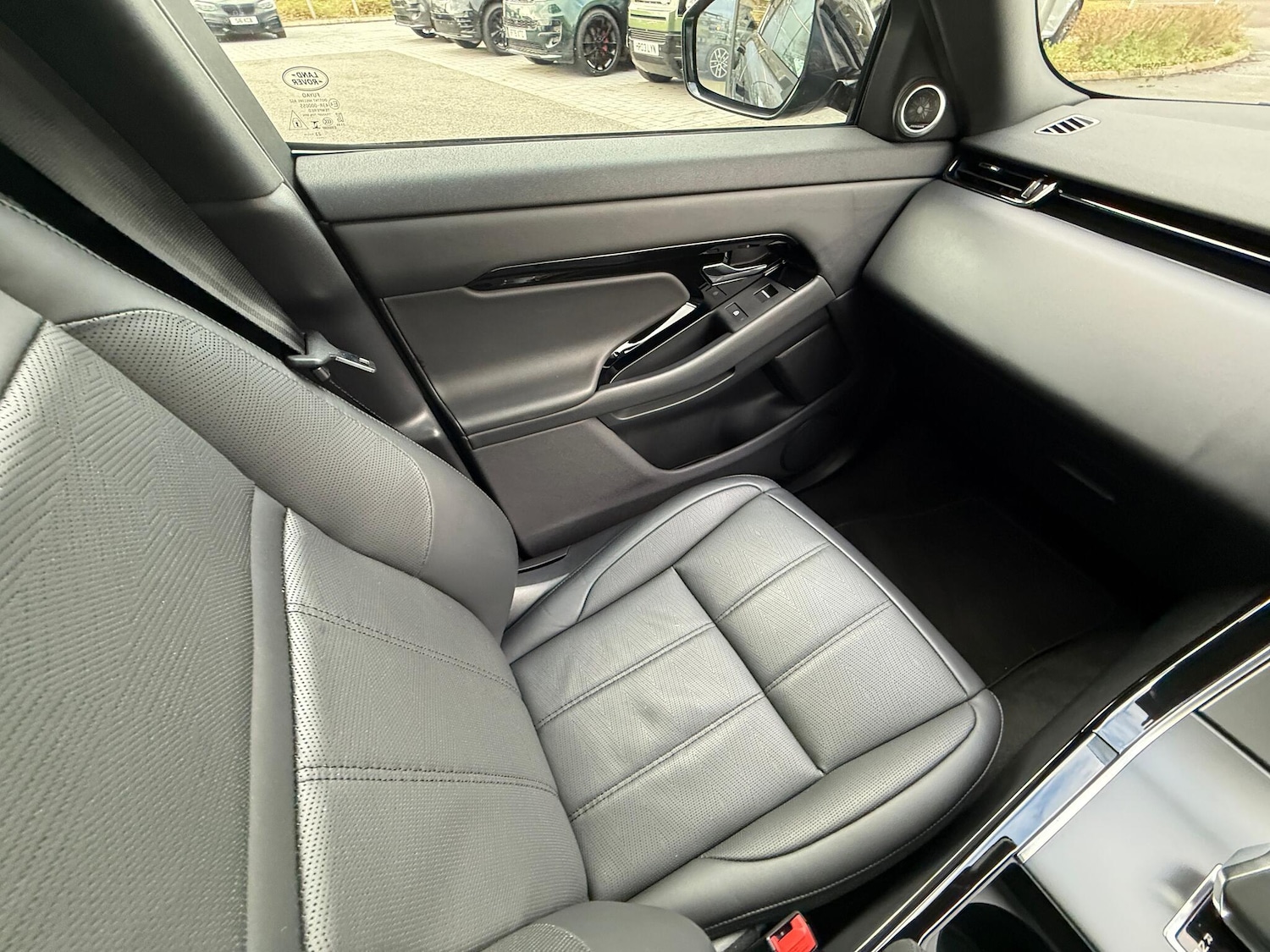 Used Land Rover Range Rover Evoque 2023 for sale - 77377272: Photo 12