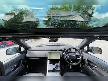 Used Land Rover Range Rover Sport 2025 for sale - 75609558: Photo