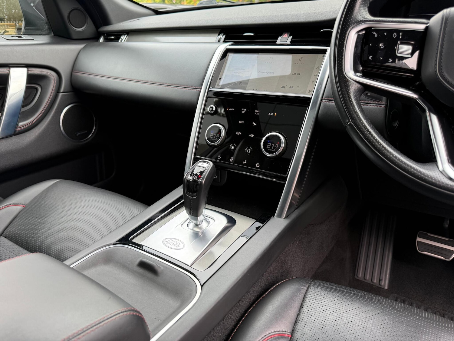 Used Land Rover Discovery Sport 2021 for sale - 76151396: Photo 18