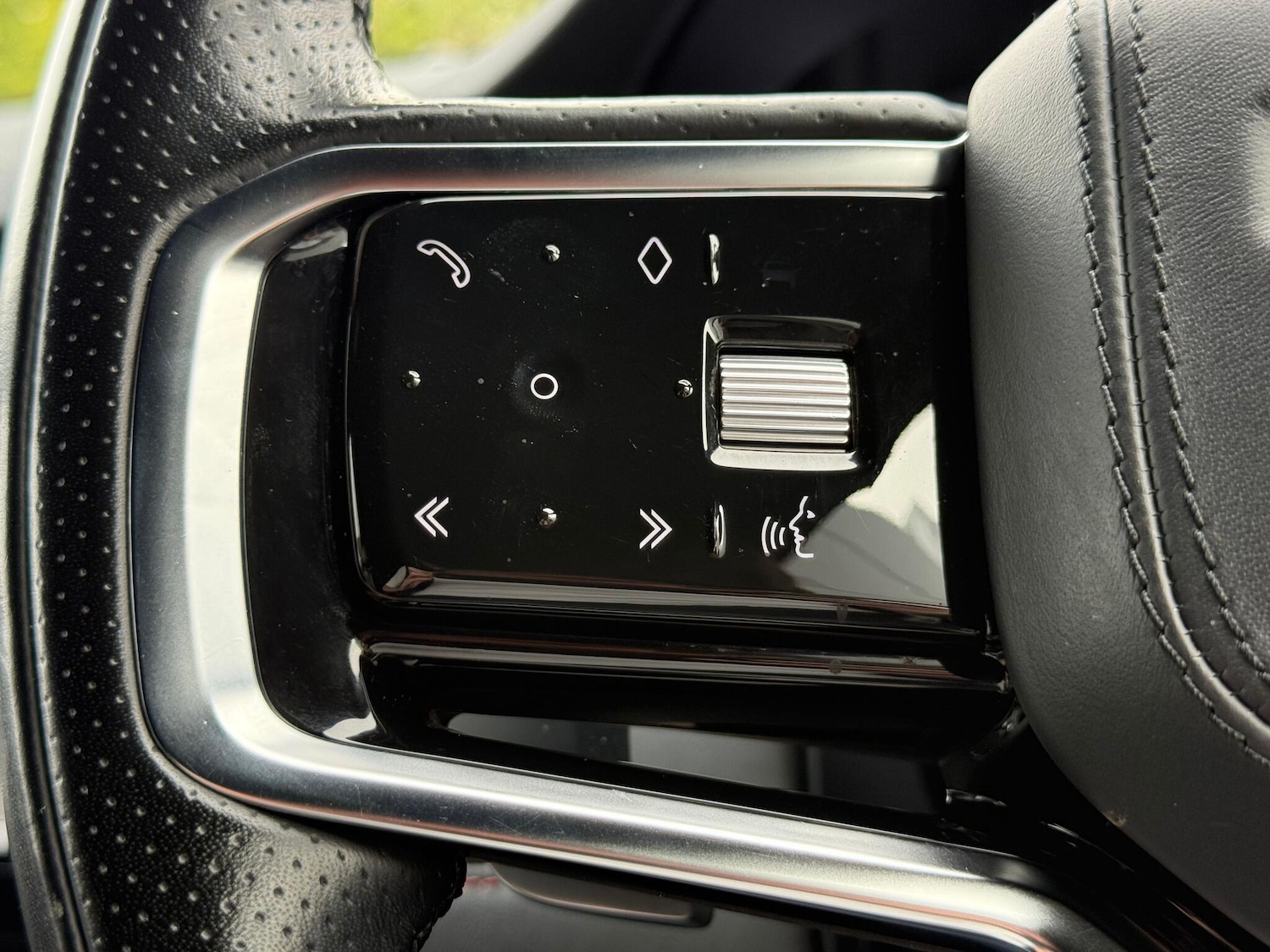 Used Land Rover Discovery Sport 2021 for sale - 76151396: Photo 22
