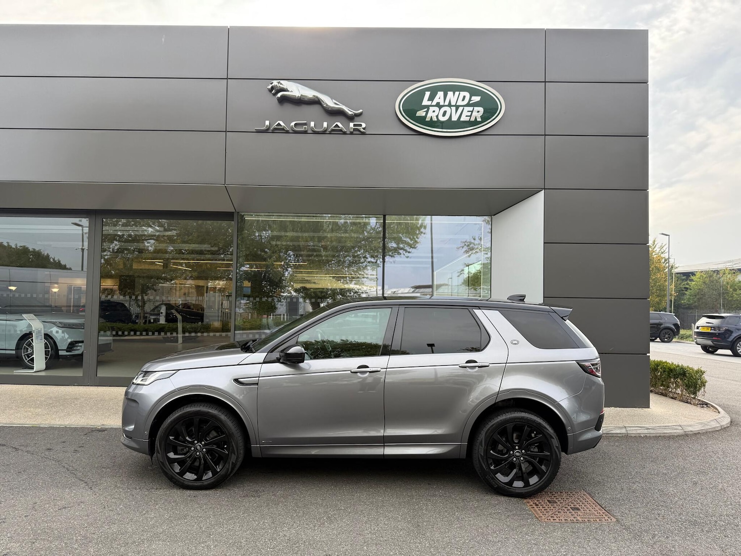 Used Land Rover Discovery Sport 2021 for sale - 76151396: Photo 23