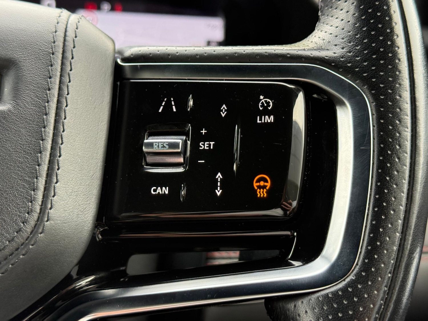 Used Land Rover Discovery Sport 2021 for sale - 76151396: Photo 24