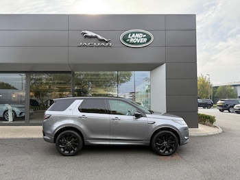 Used Land Rover Discovery Sport 2021 for sale - 76151396: Photo
