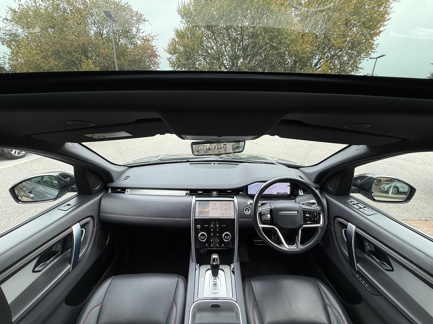 Used Land Rover Discovery Sport 2021 for sale - 76151396: Photo 3