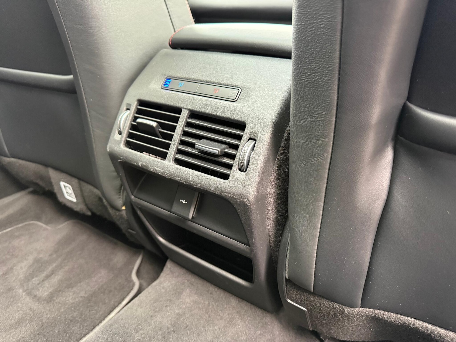 Used Land Rover Discovery Sport 2021 for sale - 76151396: Photo 37