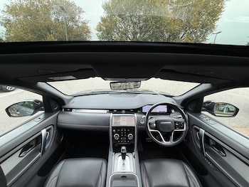 Used Land Rover Discovery Sport 2021 for sale - 76151396: Photo