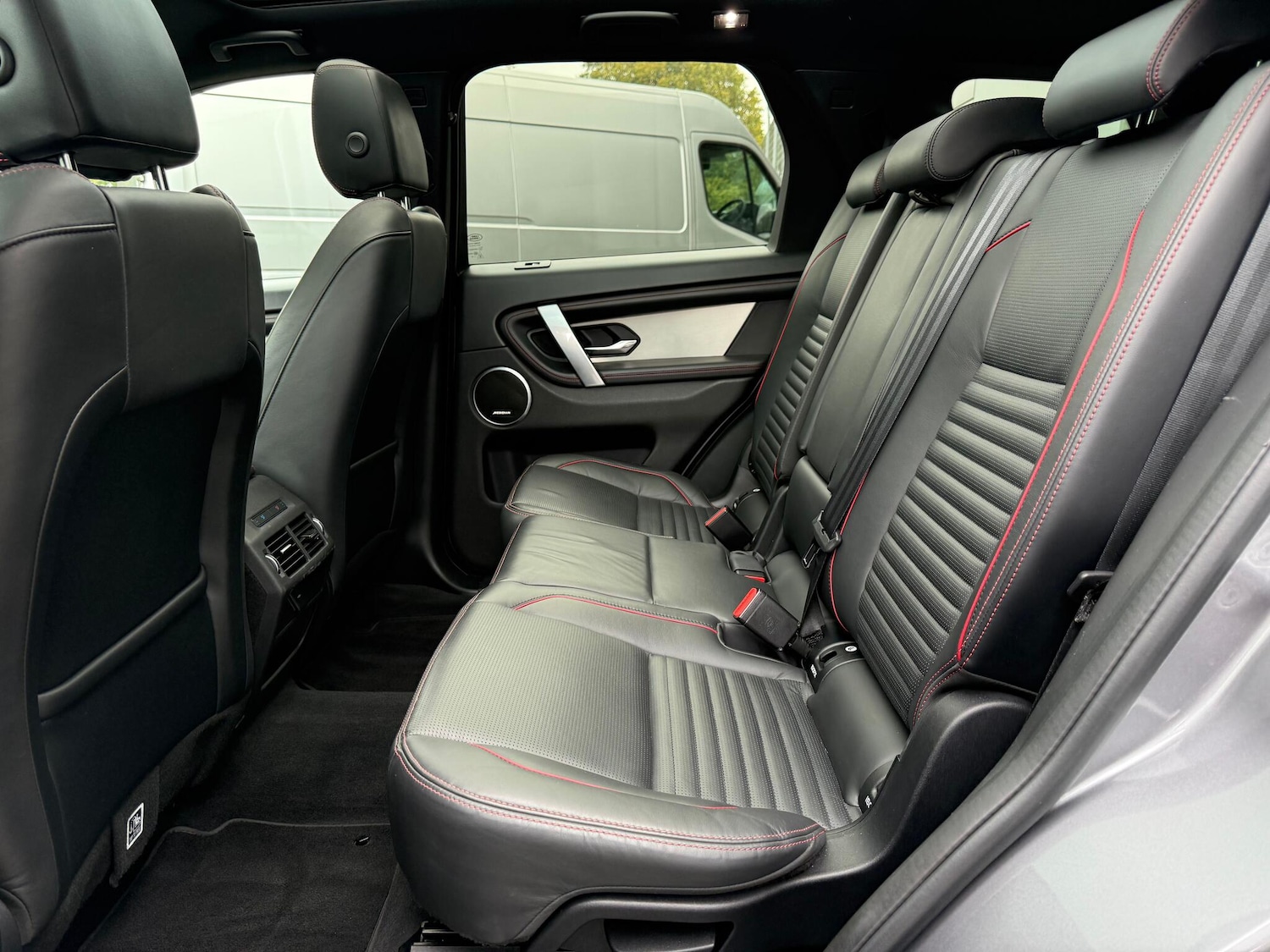 Used Land Rover Discovery Sport 2021 for sale - 76151396: Photo 51