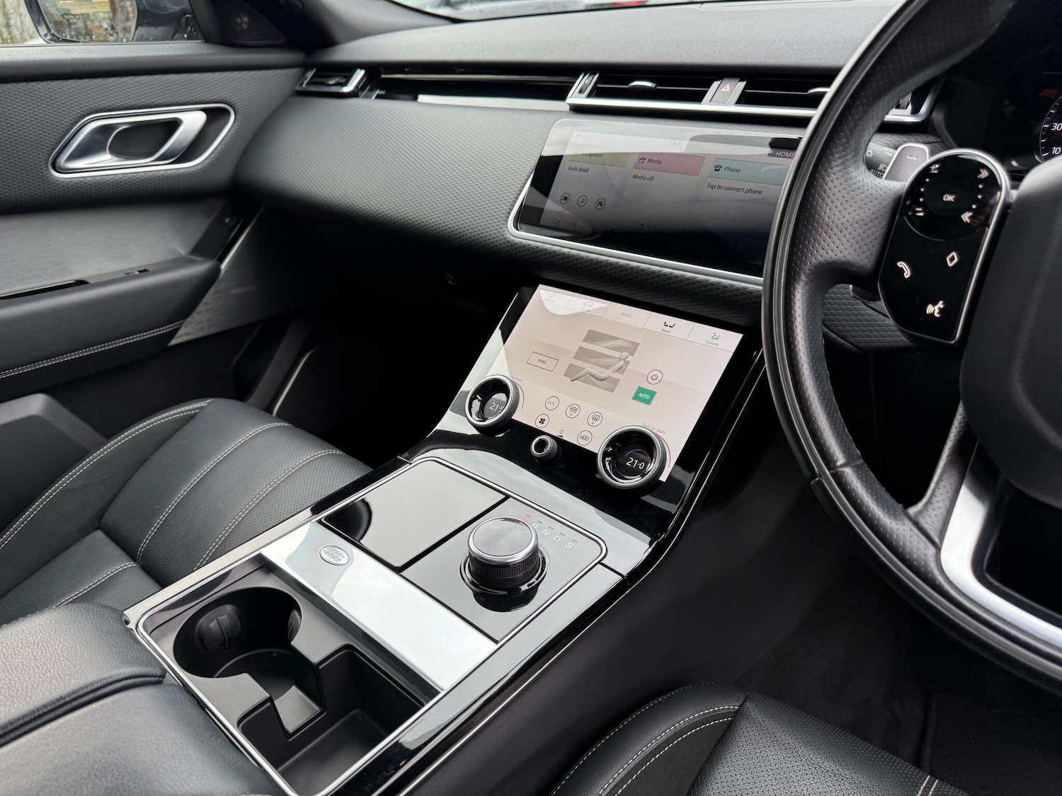 Used Land Rover Range Rover Velar 2019 for sale - 77537769: Photo 16