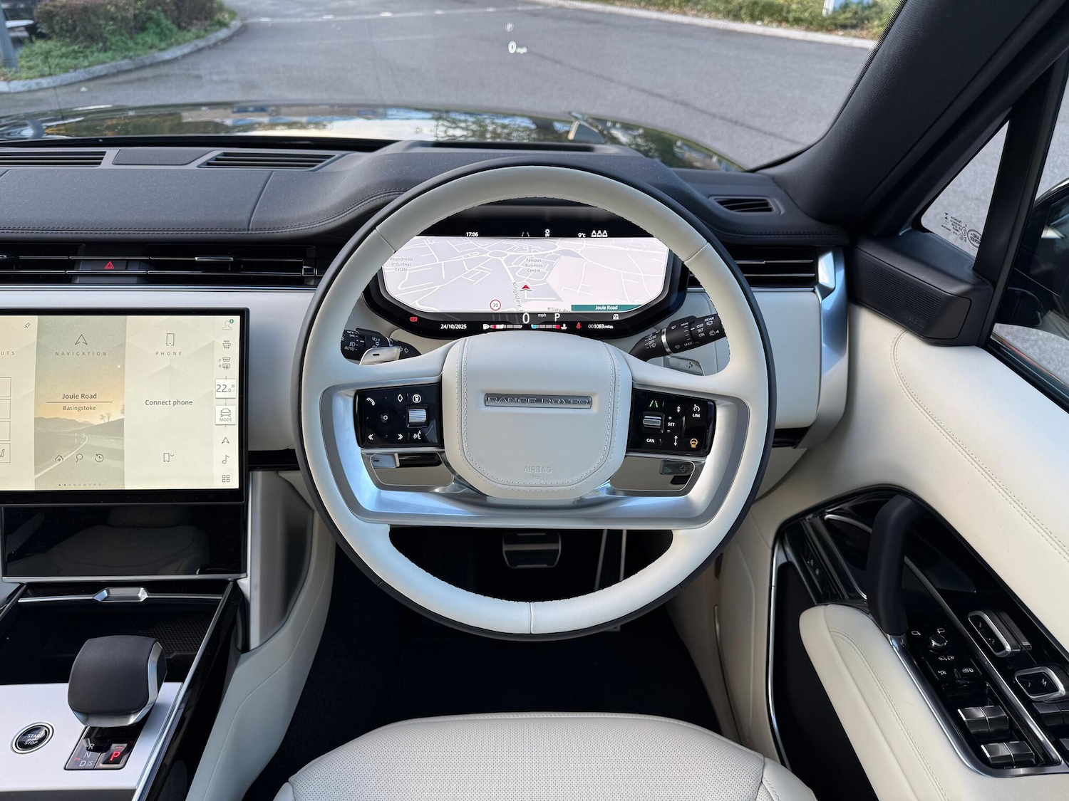 Used Land Rover Range Rover 2025 for sale - 76371590: Photo 14
