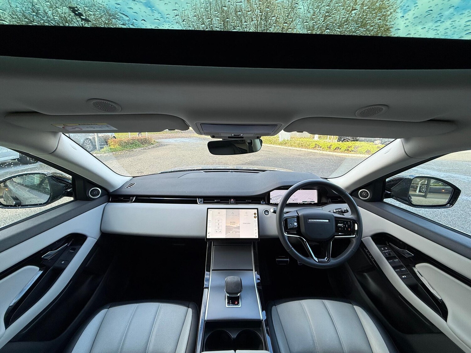 Used Land Rover Range Rover Evoque 2023 for sale - 76926042: Photo 3