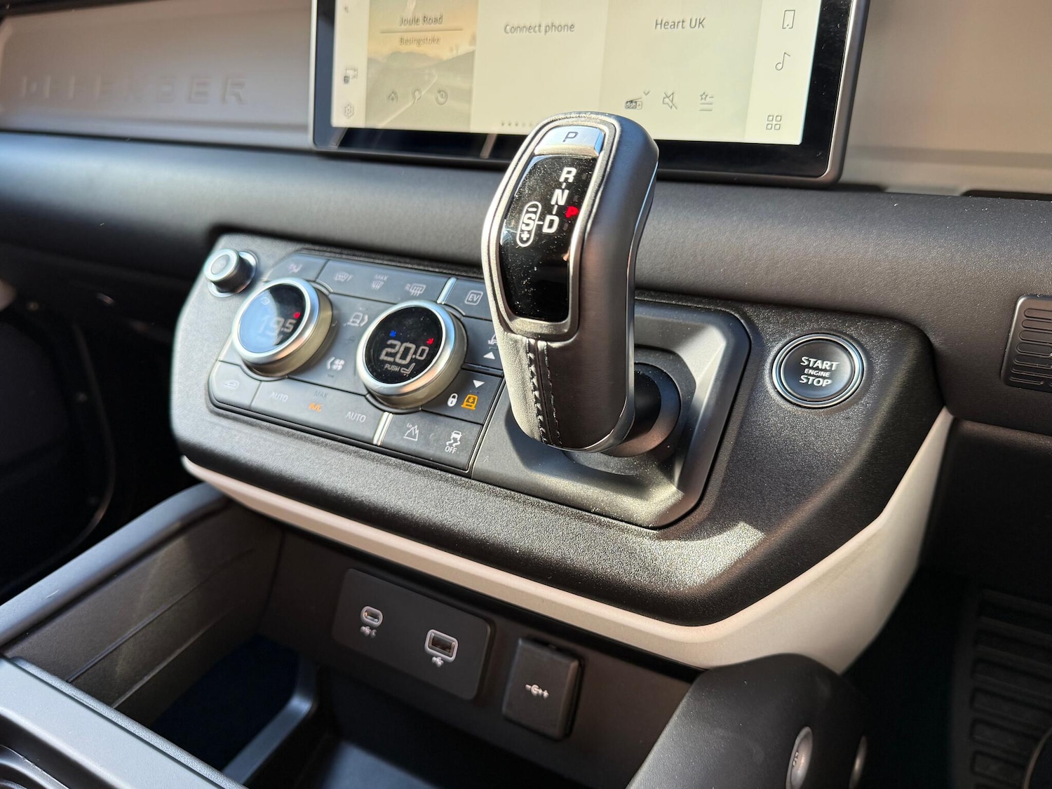 Used Land Rover Defender 110 2023 for sale - 76370679: Photo 20