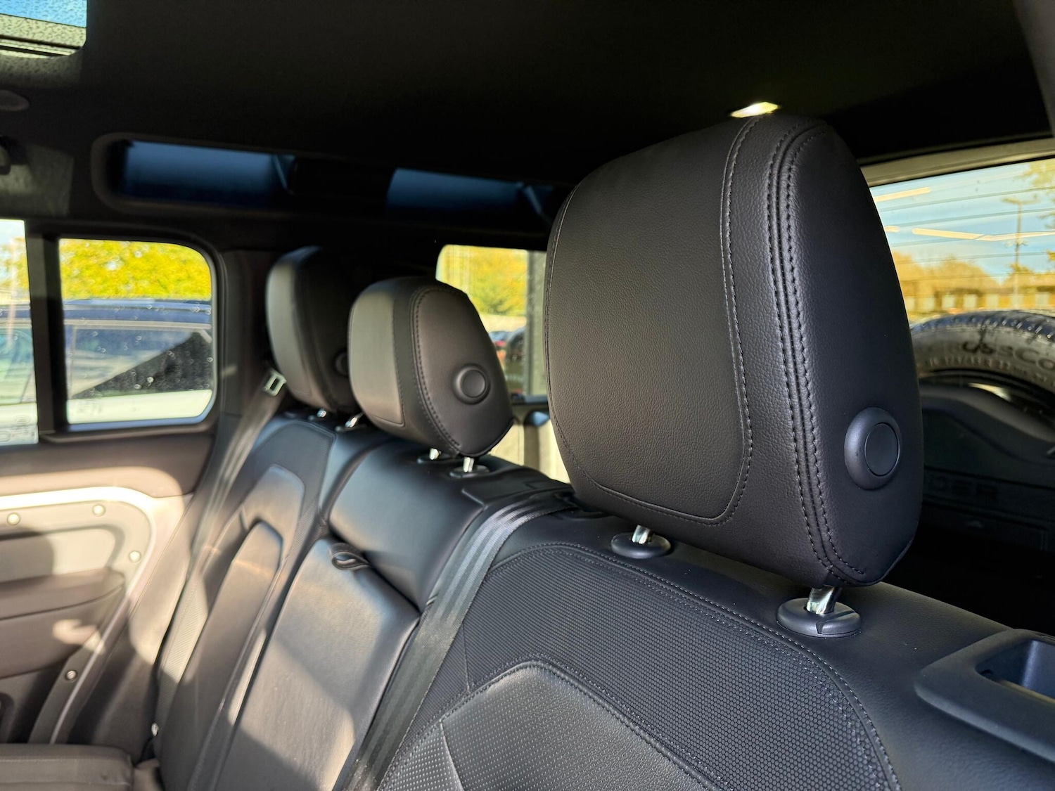 Used Land Rover Defender 110 2023 for sale - 76370679: Photo 47