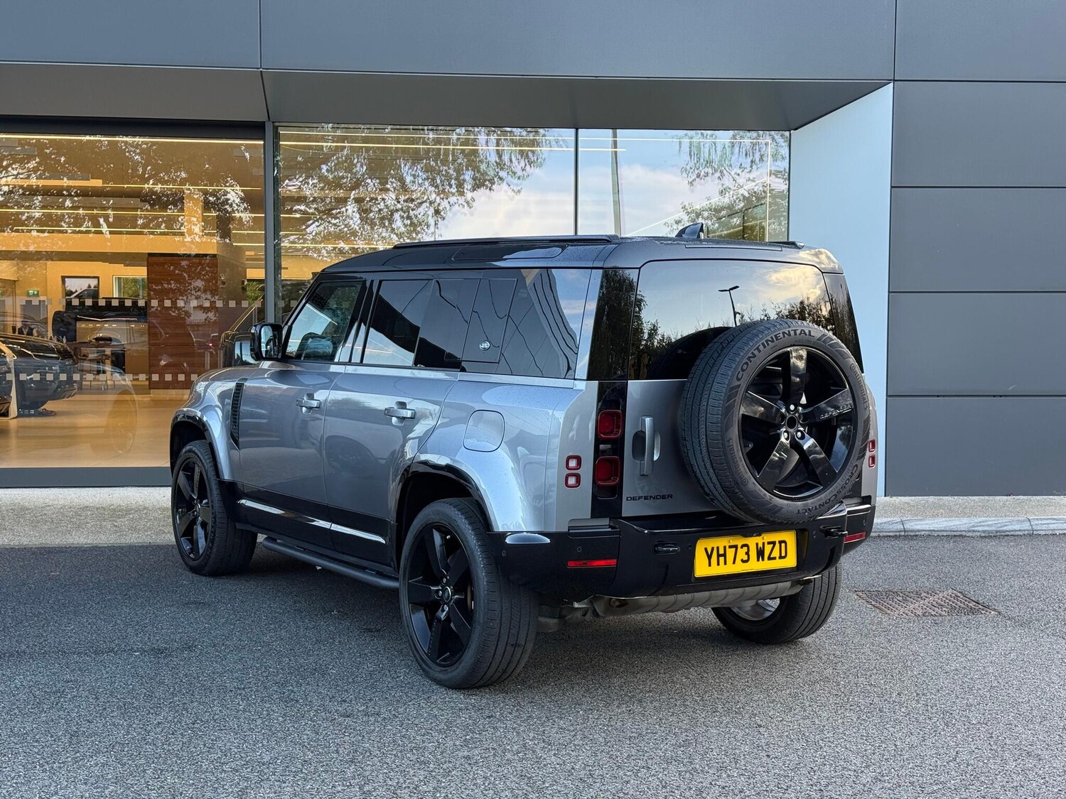 Used Land Rover Defender 110 2023 for sale - 76370679: Photo 54
