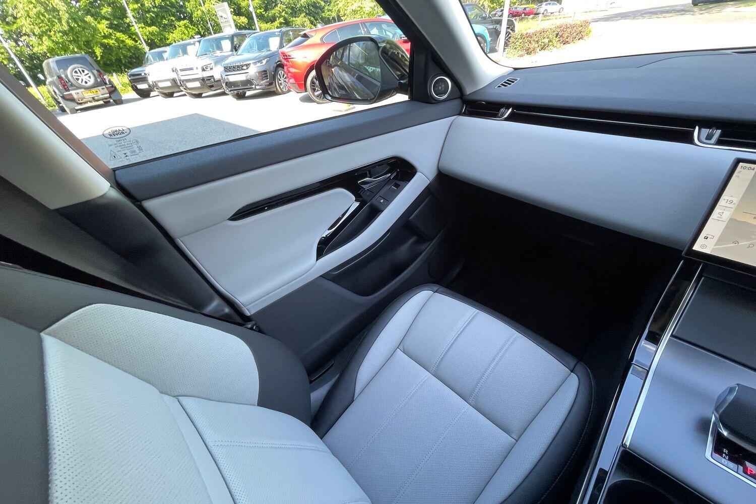 Used Land Rover Range Rover Evoque 2025 for sale - 76432198: Photo 13