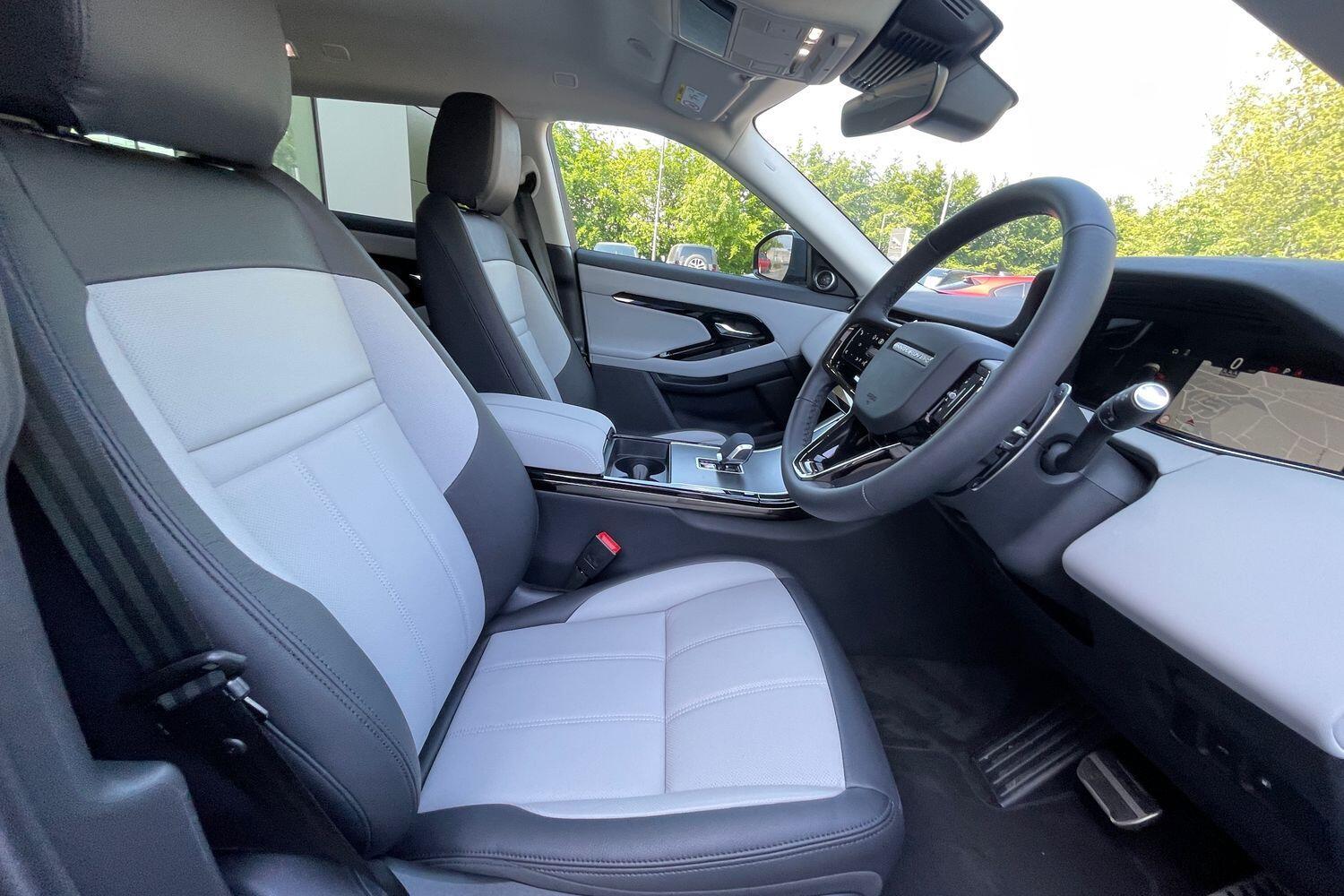 Used Land Rover Range Rover Evoque 2025 for sale - 76432198: Photo 9