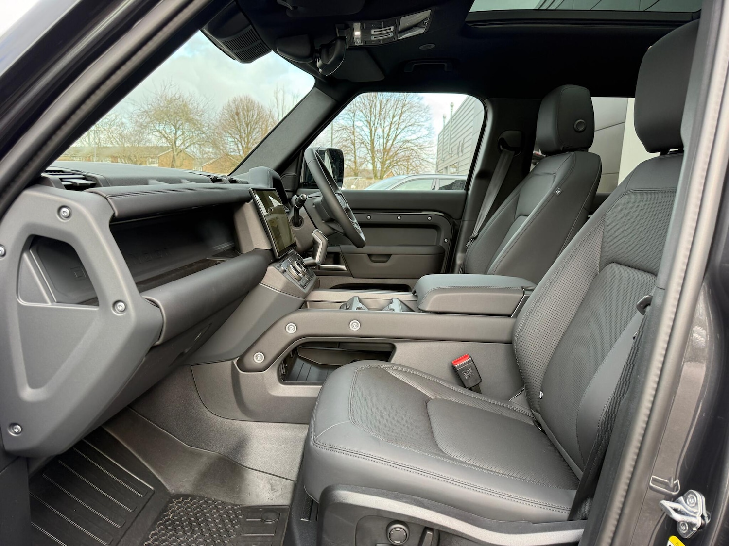 Used Land Rover Defender 110 for sale - 77549666: Photo 10