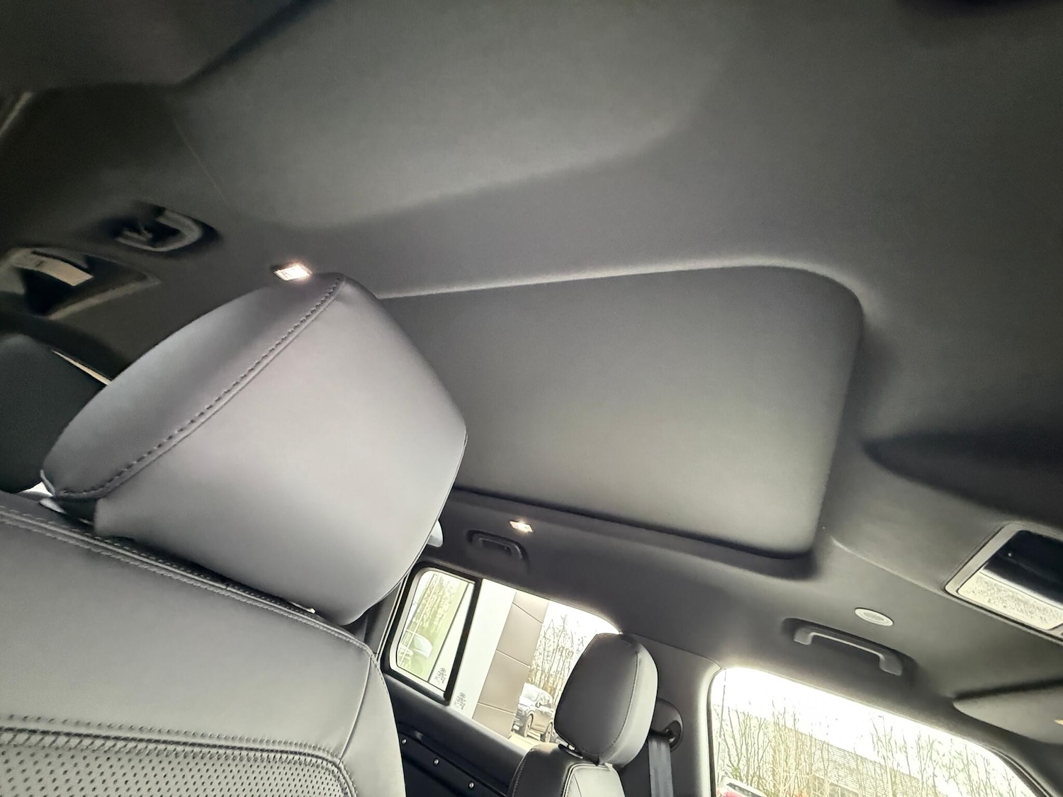 Used Land Rover Defender 110 for sale - 77549666: Photo 34